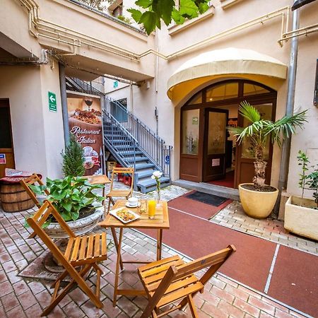 Bucharest Boutique By Jullie Bucareste Exterior foto